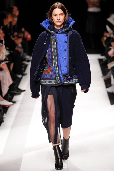 Look 28